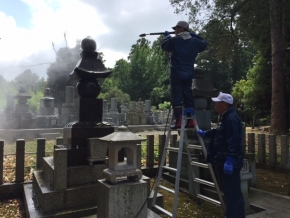今年も福井県三国町の瀧谷寺さまのお墓をクリーニングしました。